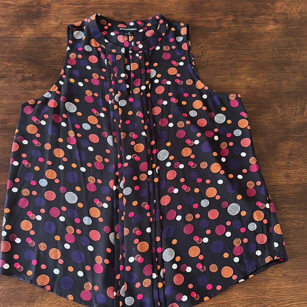 Beautiful sleeveless blouse, size M, black with colorful dots